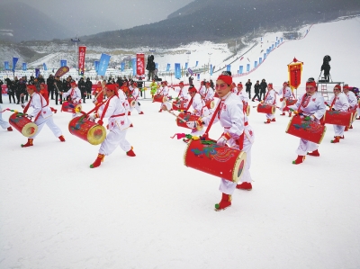 蘭州市民運(yùn)動會收兵 冰雪嘉年華接棒