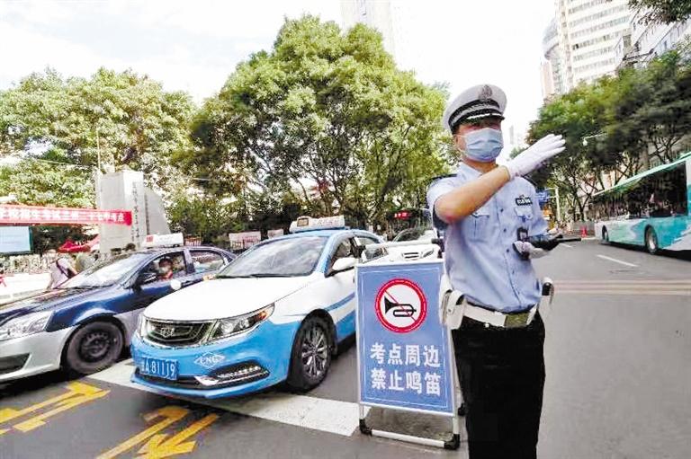 蘭州公安交警20條舉措護航高考